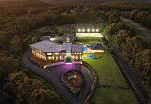 Australia Estate With Guest House & 20-Car Garage (PHOTOS)
